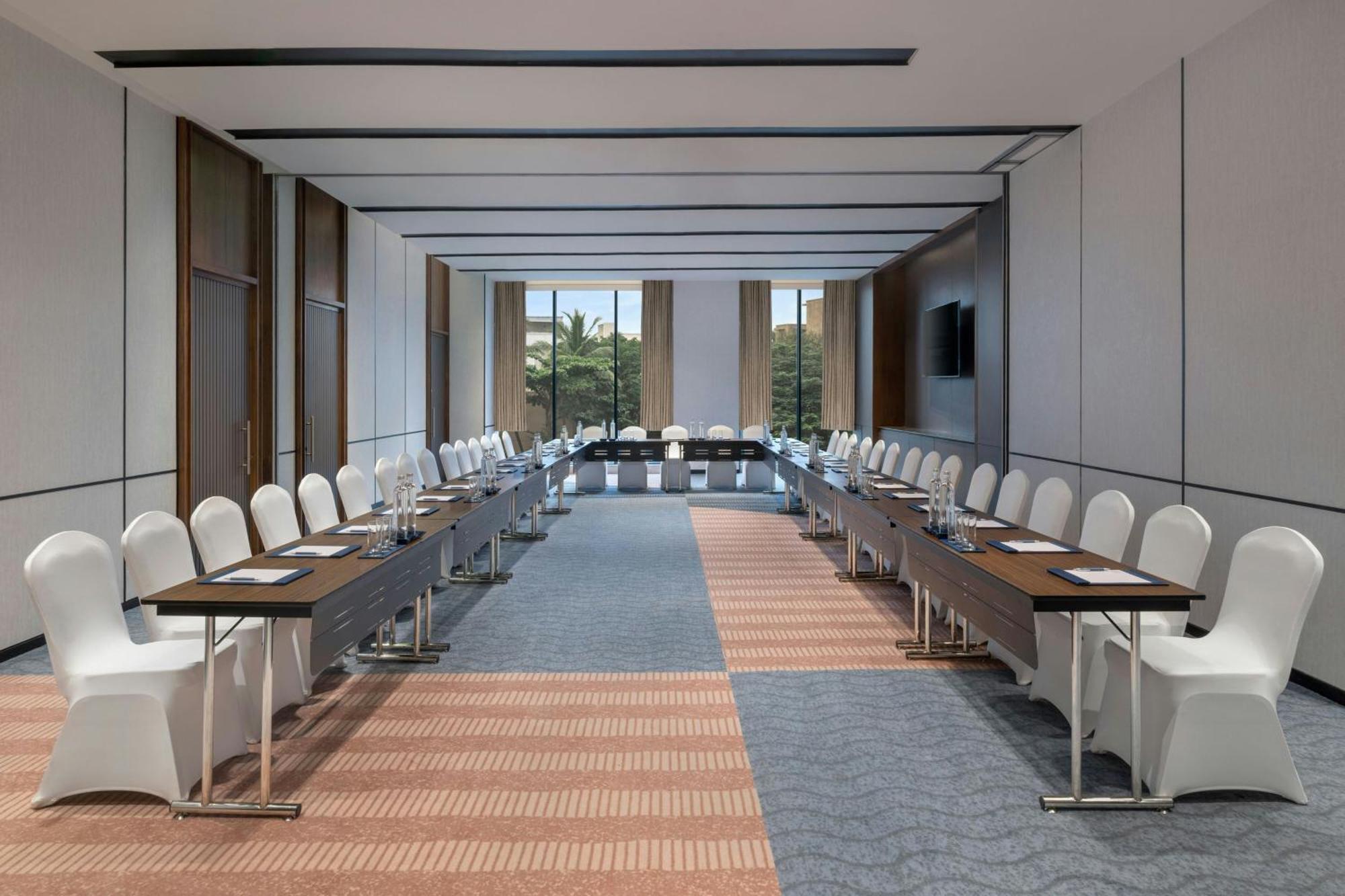 Four Points By Sheraton Chennai, Velachery Exterior photo